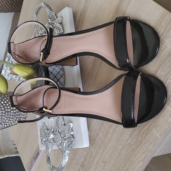 Tori Burch Cecile Sandals - Picture 2 of 9